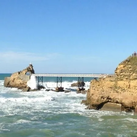 Saint Leon : Vacance Entre Et Anglet Avec Jardin 1 Διαμέρισμα Μπιαρίτζ